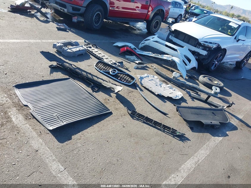 2021 Volvo Xc60 T5 Momentum VIN: YV4102DK9M1696768 Lot: 44813583