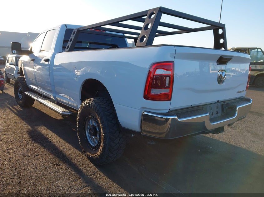 Vin: 3c6ur5hl8rg370745, lot: 45310892, ram 2500 tradesman  4x4 8' box 20243