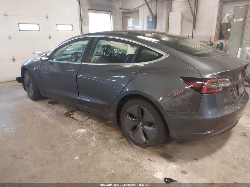 2019 Tesla Model 3 Long Range/Performance