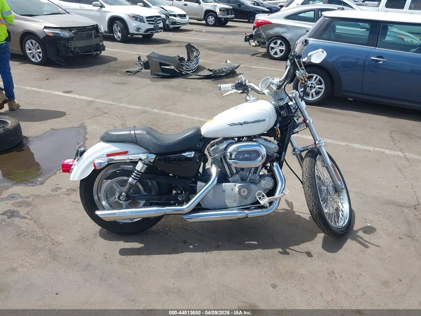 2006 Harley-Davidson Xl883 C VIN: 1HD4CJM116K438717 Lot: 44813650