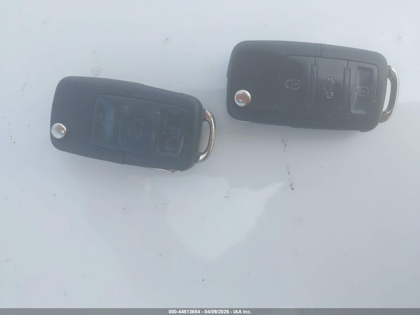 2003 Volkswagen Passat Gls VIN: WVWPD63B63P439282 Lot: 44813654