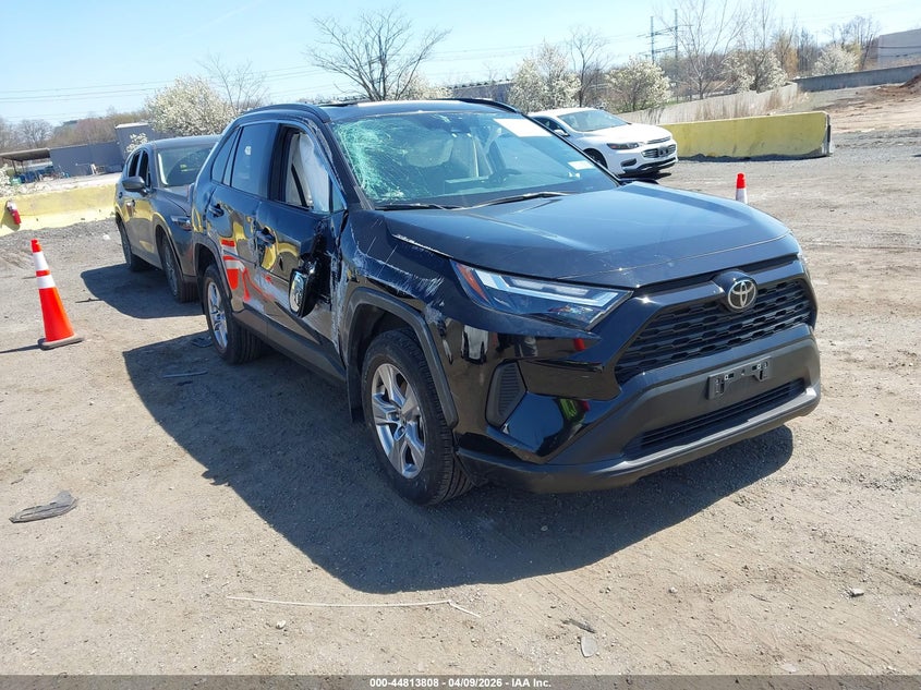 2T3P1RFV4SC505056 2025 Toyota Rav4 Xle auction photo 1
