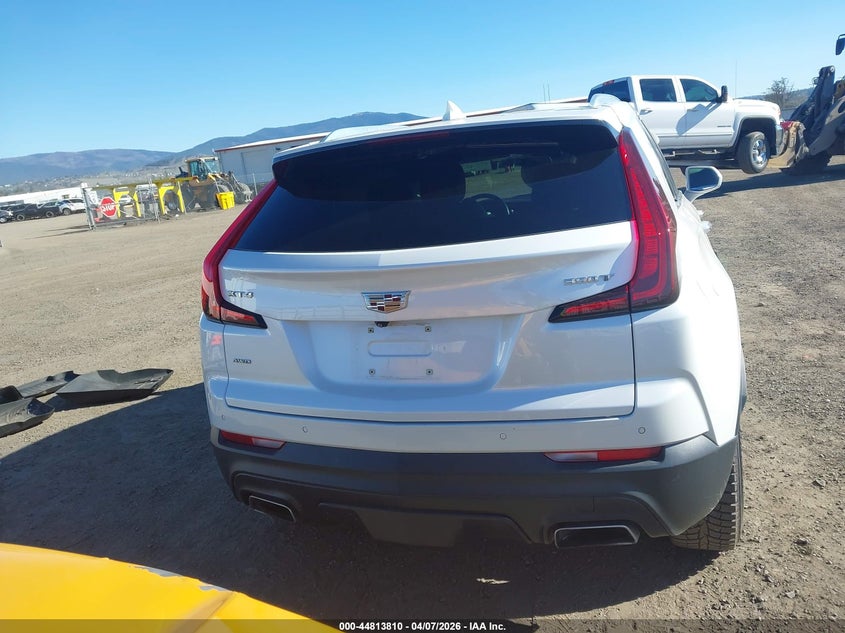 2020 Cadillac Xt4 Awd Luxury VIN: 1GYFZBR48LF121811 Lot: 44813810