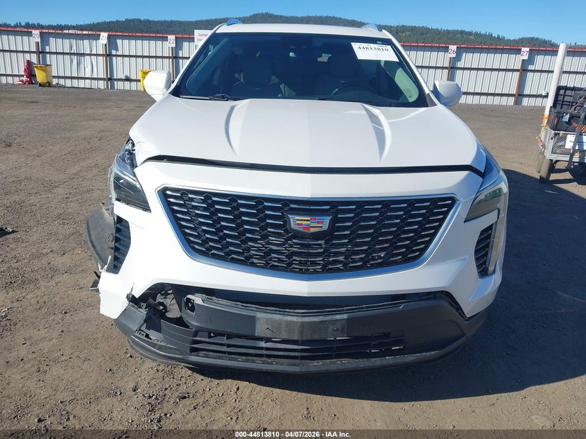 2020 Cadillac Xt4 Awd Luxury VIN: 1GYFZBR48LF121811 Lot: 44813810