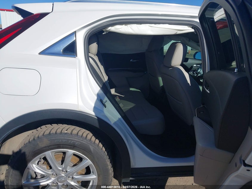 2020 Cadillac Xt4 Awd Luxury VIN: 1GYFZBR48LF121811 Lot: 44813810