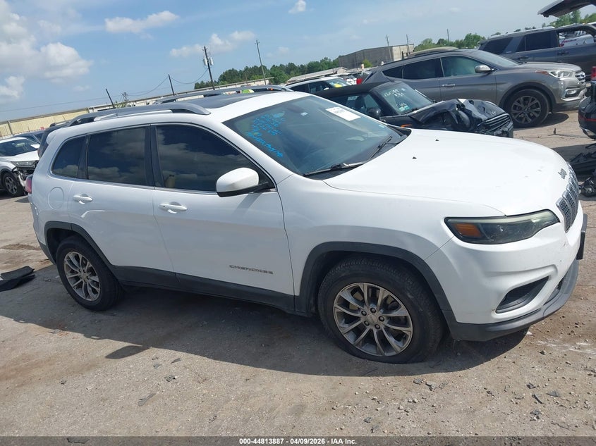 2019 Jeep Cherokee 2.4 Latitude Plus Fwd white Lot 111044813887 Vin 1C4PJLLB4KD146326