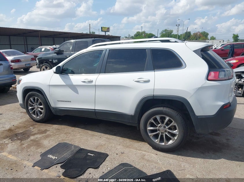 2019 Jeep Cherokee 2.4 Latitude Plus Fwd white Lot 111044813887 Vin 1C4PJLLB4KD146326