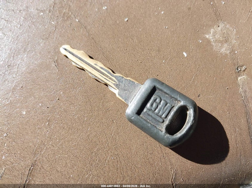 1996 Chevrolet Blazer VIN: 1GNDT13W0T2220964 Lot: 44813982