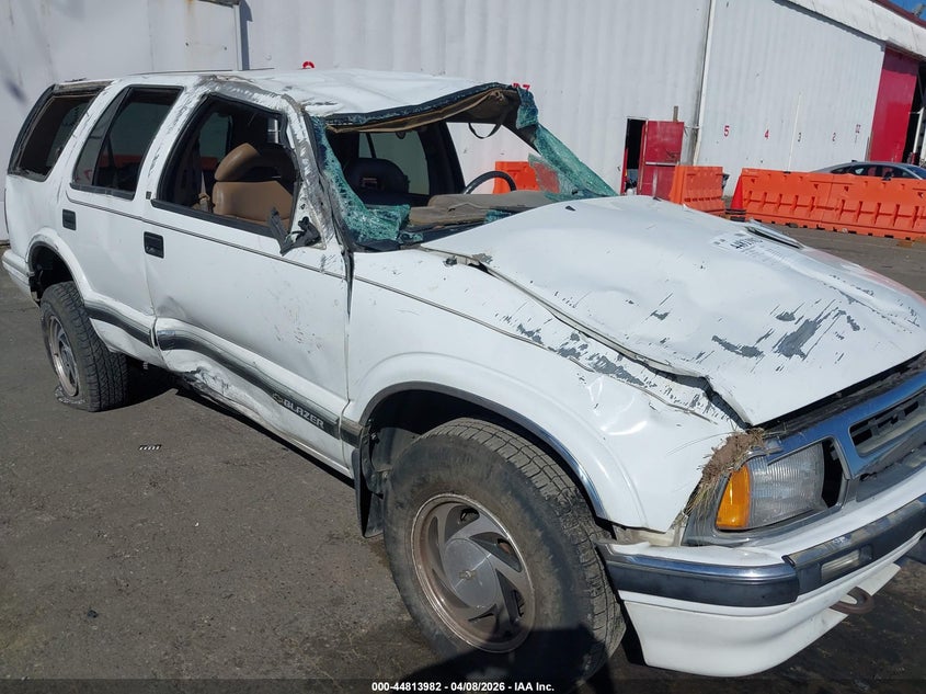 1996 Chevrolet Blazer VIN: 1GNDT13W0T2220964 Lot: 44813982
