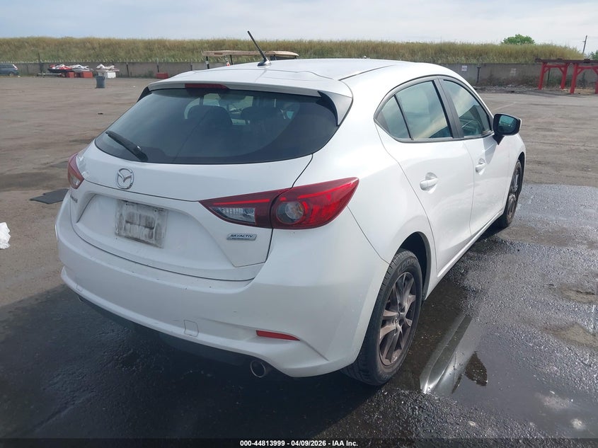 2018 Mazda 3 2.0 Sport white Lot 111044813999 Vin 3MZBN1K73JM245705
