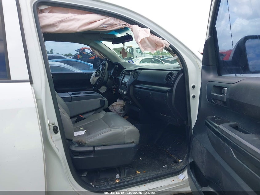 2015 Toyota Tundra Sr 4.6L V8