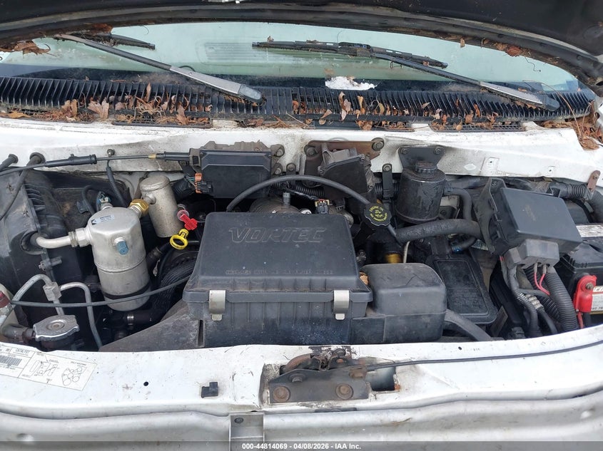 2000 Chevrolet Astro VIN: 1GNDM19W4YB154818 Lot: 44814069