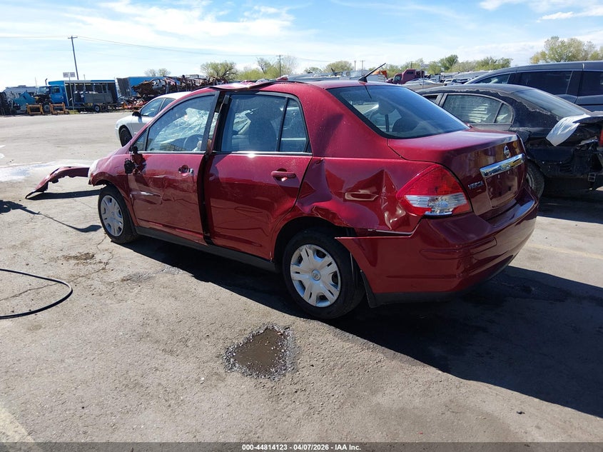 2010 Nissan Versa 1.8S