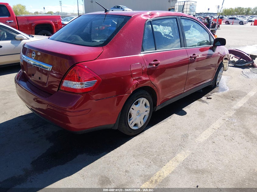 2010 Nissan Versa 1.8S