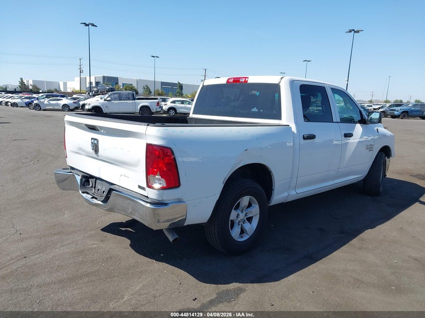 2022 Ram 1500 Classic Slt 4X2 5'7 Box