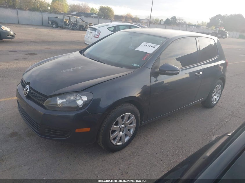 2011 Volkswagen Golf 2.5L 2-Door