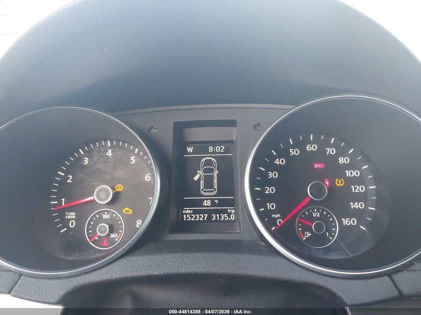 2011 Volkswagen Golf 2.5L 2-Door VIN: WVWAB7AJ1BW215692 Lot: 44814388