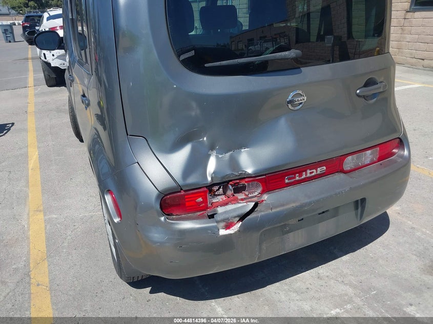 2010 NISSAN CUBE auction photo 6