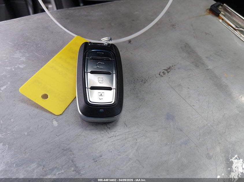 2016 Hyundai Genesis 3.8 VIN: KMHGN4JE9GU116409 Lot: 44814452