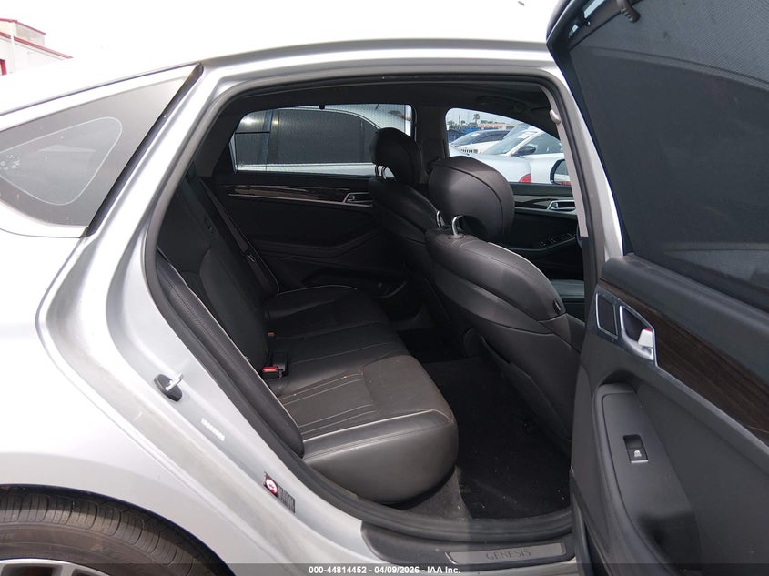 2016 Hyundai Genesis 3.8 VIN: KMHGN4JE9GU116409 Lot: 44814452