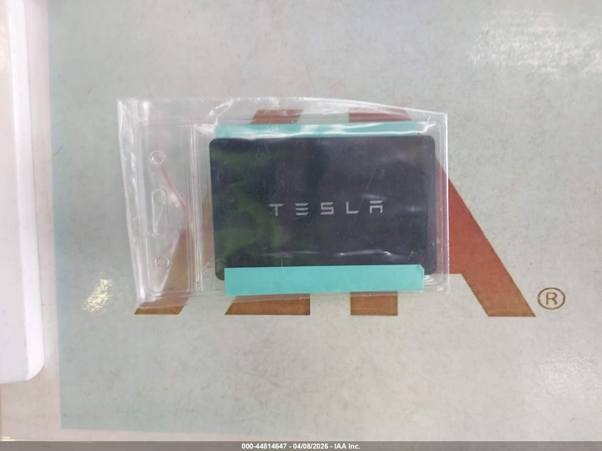 TESLA MODEL Y - zdjęcie 11