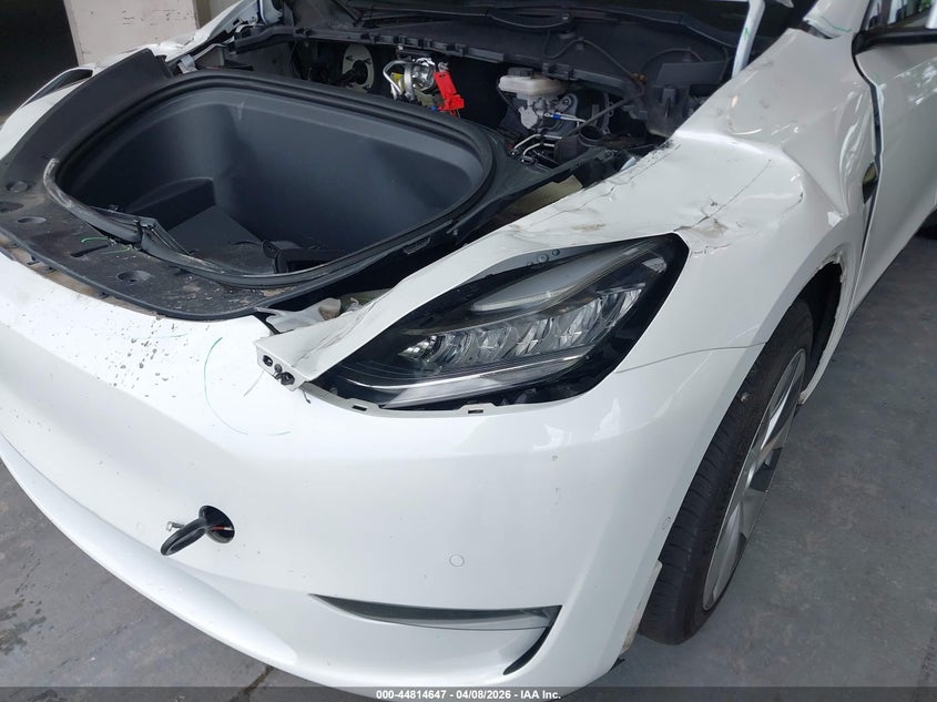 TESLA MODEL Y - zdjęcie 6