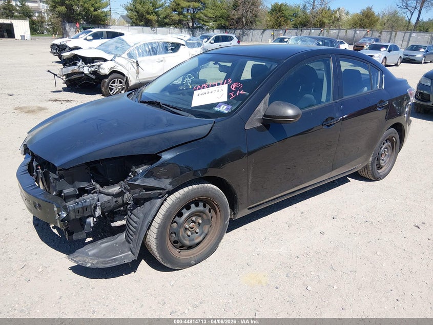 Vin: jm1bl1tg7d1819618, lot: 45311985, mazda mazda3 i sv 20132