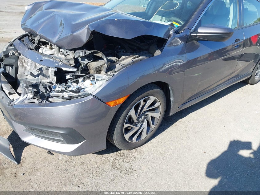 2016 Honda Civic 2.0 Ex grey Lot 111044814779 Vin 19XFC2F74GE001445