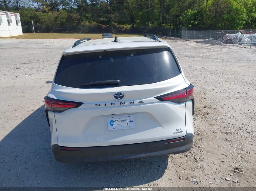 2022 Toyota Sienna Xle VIN: 5TDYRKEC0NS106234 Lot: 44814791