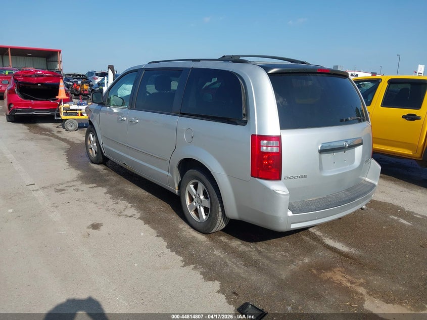 Vin: 2d4rn5d12ar497281, lot: 45312079, dodge grand caravan sxt 20103