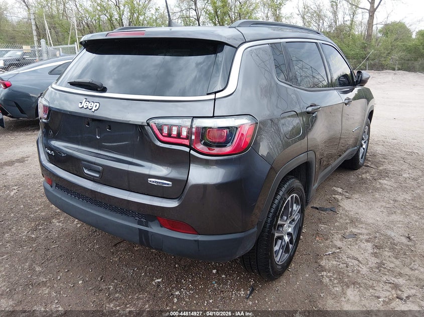 3C4NJDBB6LT139422 2020 Jeep Compass 2.4 Latitude 4X4 grey