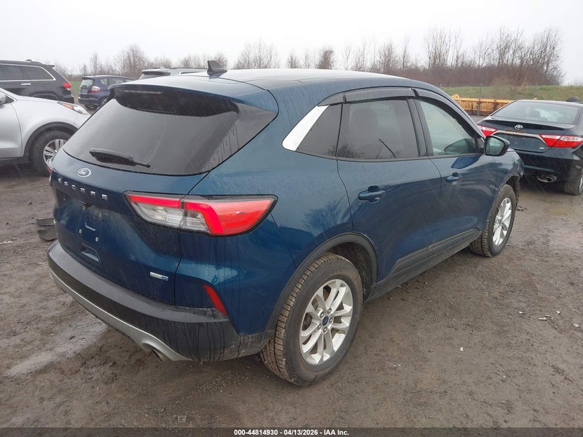 2020 Ford Escape 1.5 Se blue Lot 111044814930 Vin 1FMCU9G69LUB77039