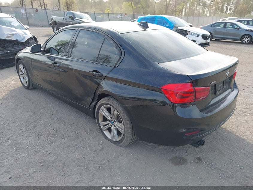 2016 BMW 3er 2.0 328i Xdrive Black Lot 111044814968 Vin WBA8E3G54GNT74743
