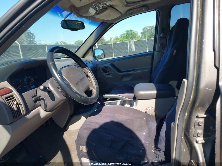 2000 Jeep Grand Cherokee Laredo