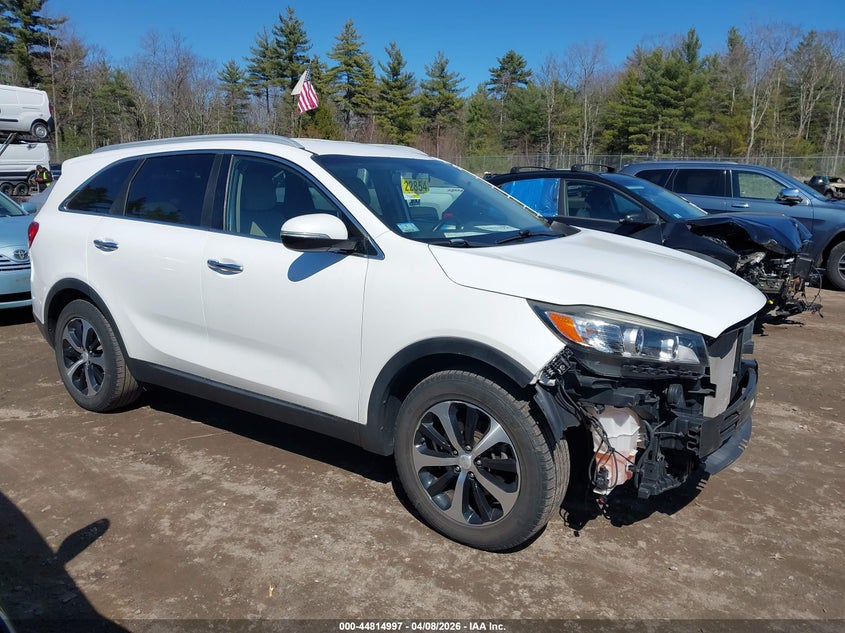 KIA SORENTO 2016. Lot# 44814997. VIN 5XYPH4A58GG140097. Photo 1