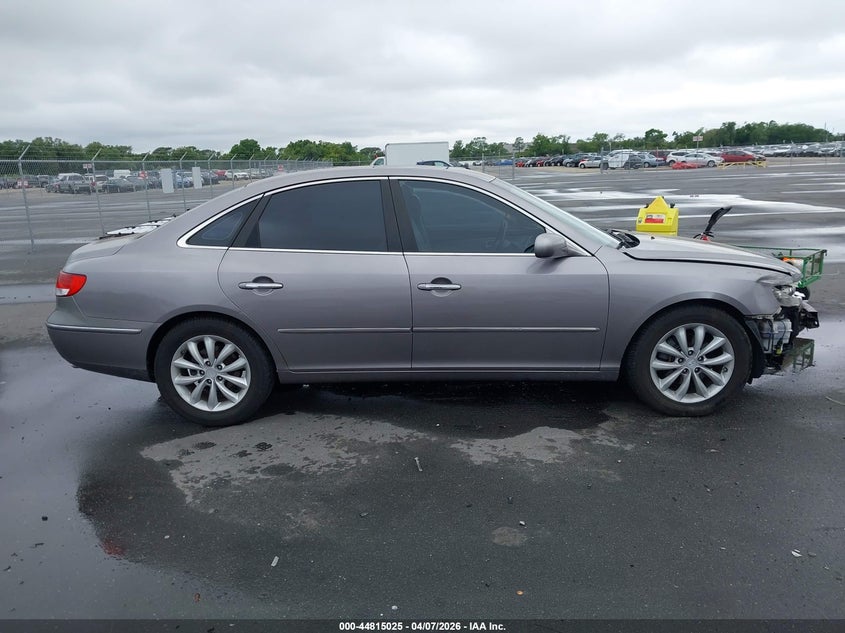 2007 Hyundai Azera Limited/Se VIN: KMHFC46F17A240906 Lot: 44815025