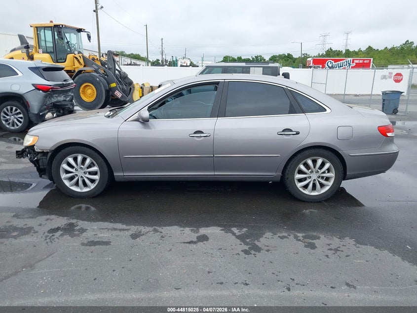 2007 Hyundai Azera Limited/Se VIN: KMHFC46F17A240906 Lot: 44815025