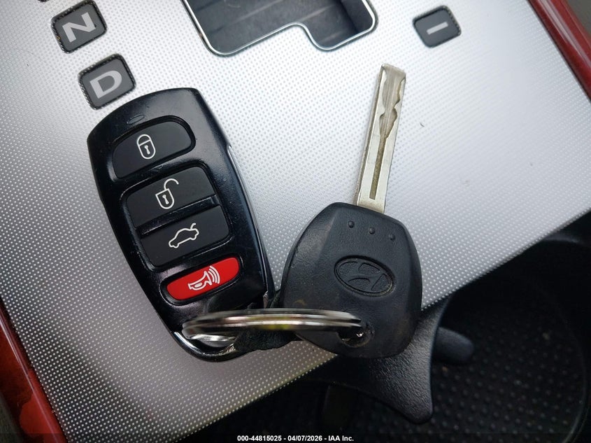 2007 Hyundai Azera Limited/Se VIN: KMHFC46F17A240906 Lot: 44815025