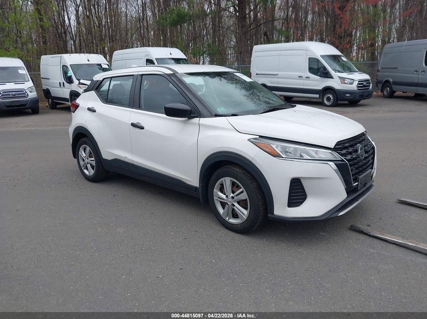 2021 Nissan Kicks S Xtronic Cvt