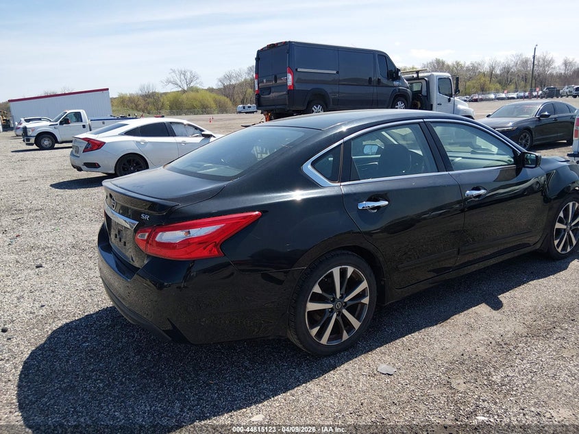 2016 Nissan Altima 2.5 Sr