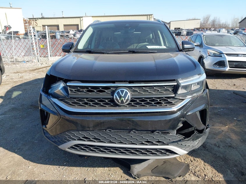 2022 Volkswagen Taos 1.5T Se VIN: 3VVYX7B24NM090524 Lot: 44815136