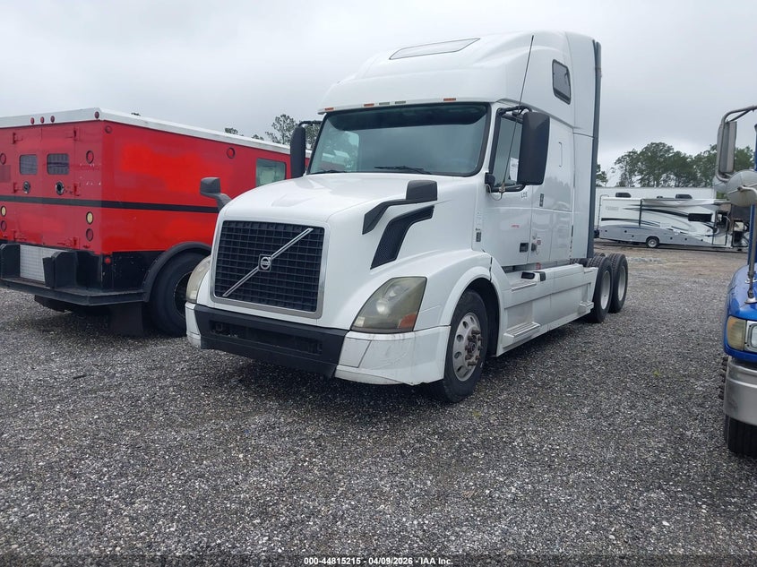 2016 VOLVO VN TRUCK N/A