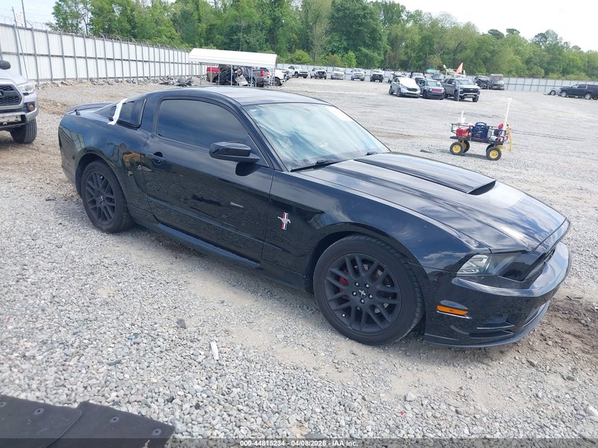 2013 Ford Mustang V6 Premium