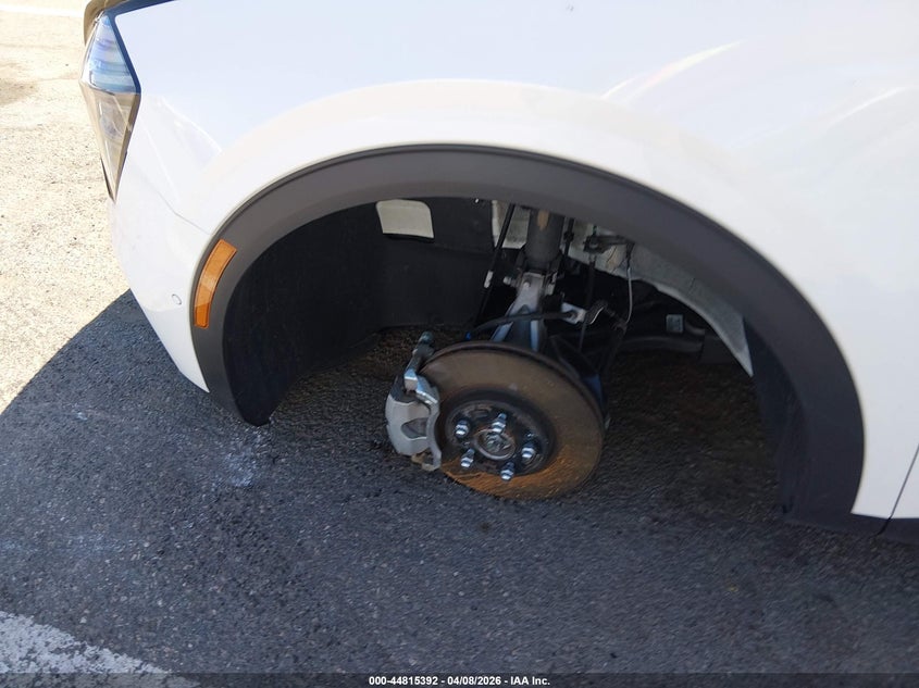 2025 KIA SPORTAGE PLUG-IN HYBRID auction photo 6