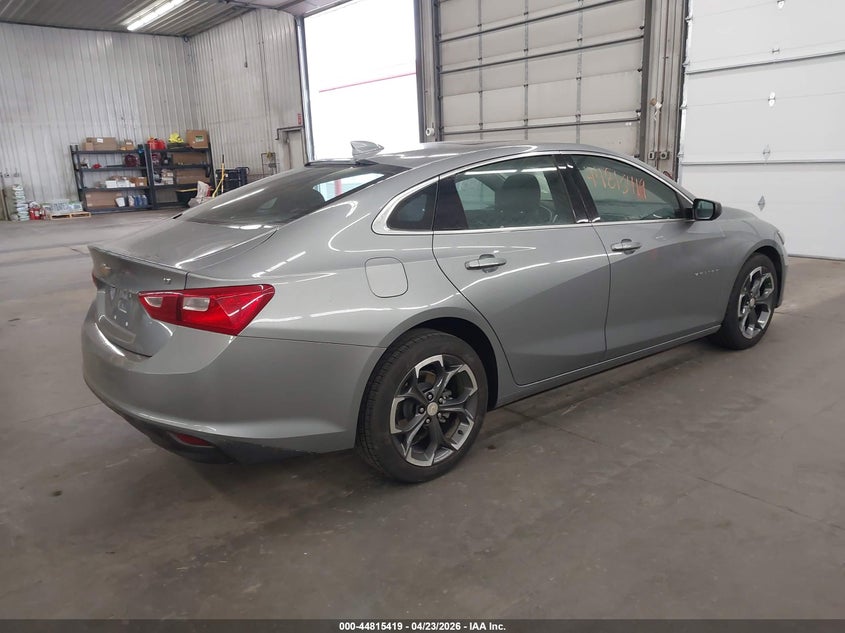 2023 CHEVROLET MALIBU auction photo 4