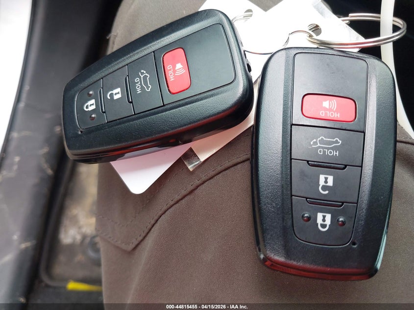 2021 Toyota Rav4 Xle VIN: 2T3P1RFV4MC221283 Lot: 44815455