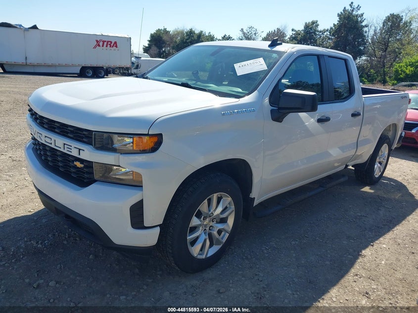 2020 Chevrolet Silverado 4.3 1500 4Wd Standard Bed Custom white Lot 111044815593 Vin 1GCRYBEH7LZ326940