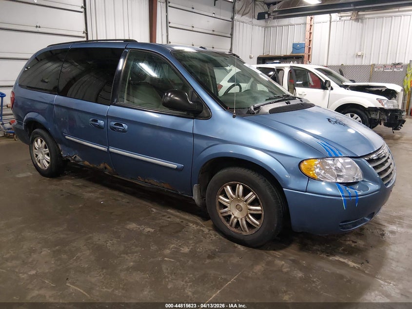 2007 Chrysler Town & Country Touring