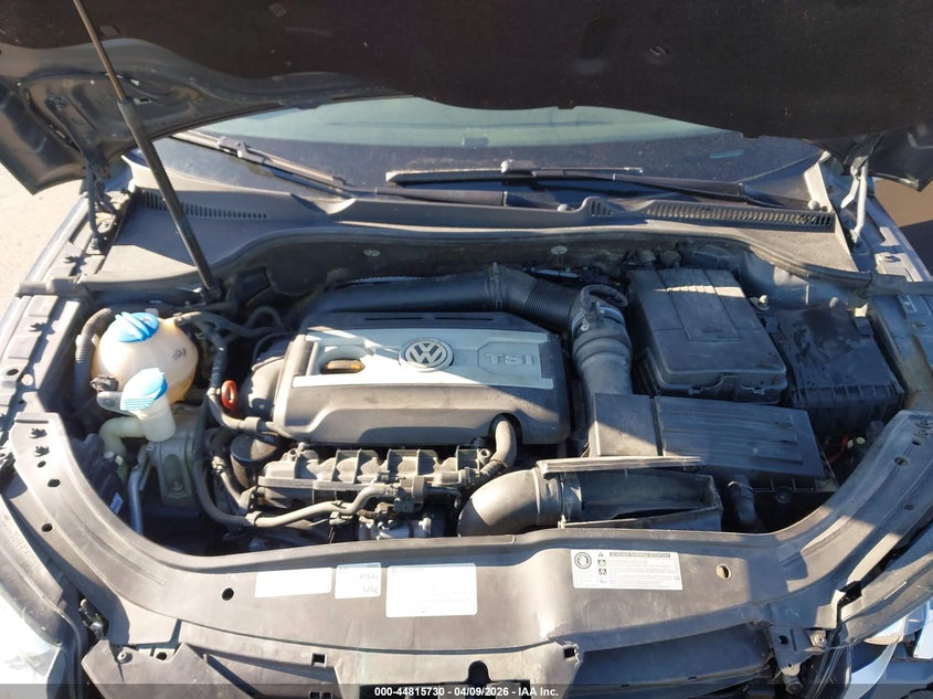 2013 Volkswagen Eos Sport VIN: WVWBW8AHXDV002180 Lot: 44815730