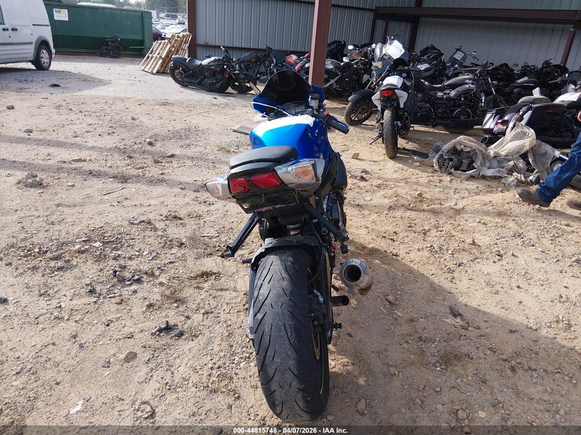 2022 Suzuki Gsx-R750 VIN: JS1GR7MA8N7100551 Lot: 44815748